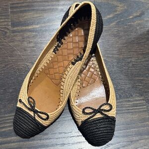 Bottega Veneta Tan and Black Woven Kitten Heels